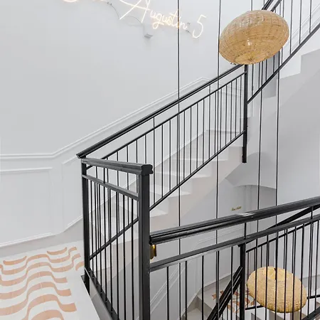 Apartament Refined And Practical In Historic Center Of Alicante